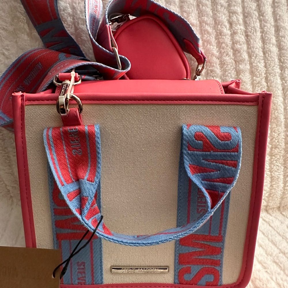 NWT NWT Steve Madden Crossbody/Canavs/Tote
w/AirPod Case - Blue & Pink